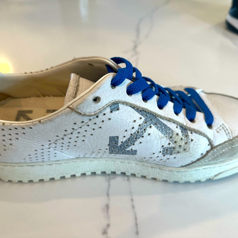 OFF-WHITE Leather Low Trainers. Euro 40/size 7 Women.